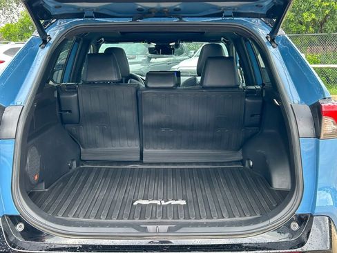 Used 2023 Toyota RAV4 XSE AWD/4WD image 15