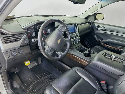 Used 2016 Chevrolet Suburban LT AWD/4WD image 31
