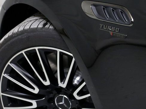 New 2026 Mercedes-Benz E 53 AMG e 4MATIC Sedan image 11