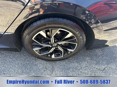 Used 2024 Hyundai Sonata SEL AWD/4WD image 12