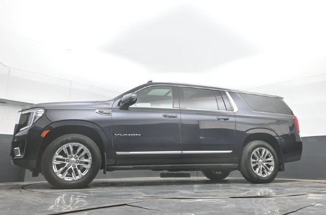 Used 2023 GMC Yukon XL SLT w/ SLT Premium Package AWD/4WD image 47