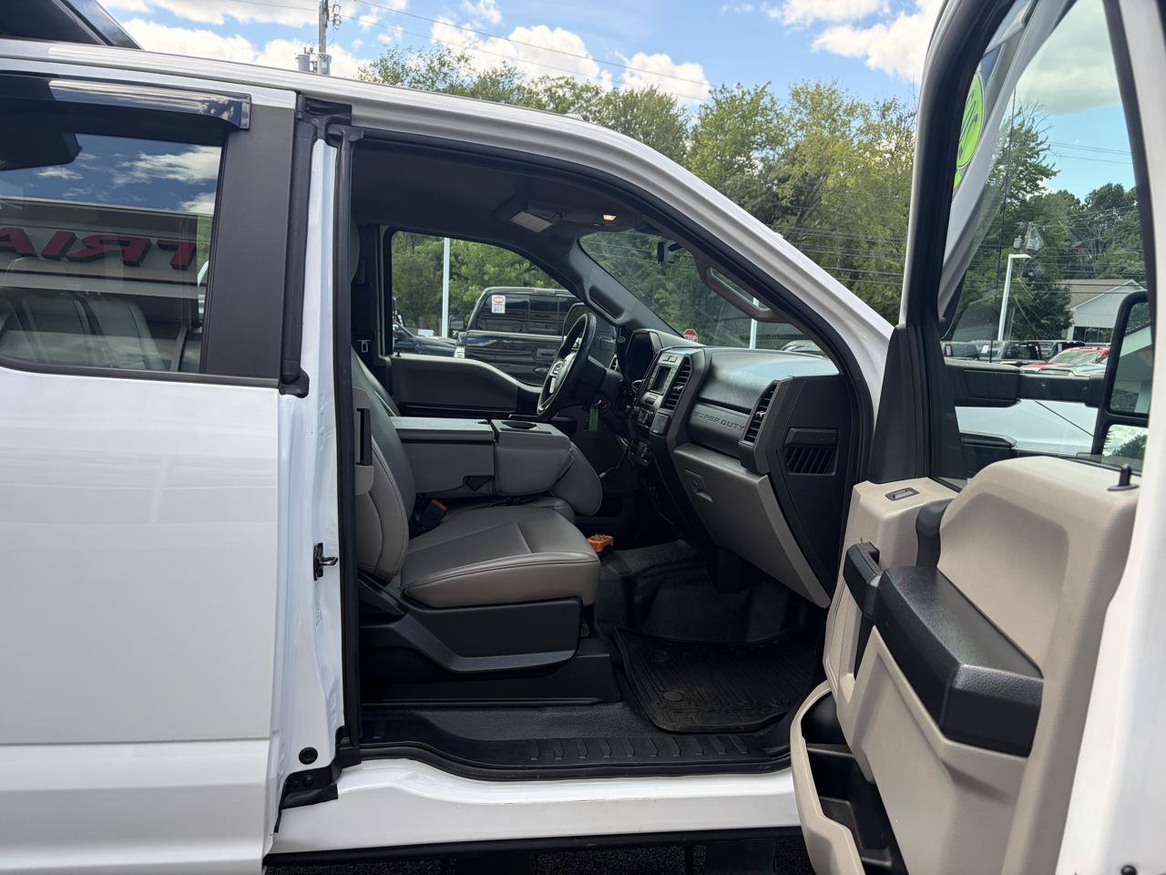 Used 2020 Ford F350 XL w/ Power Equipment Group AWD/4WD image 30