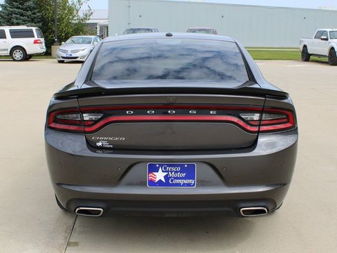 Used 2021 Dodge Charger SXT w/ Leather Interior Group RWD image 6