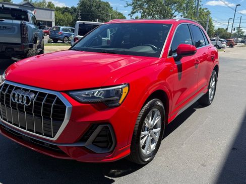 Used 2022 Audi Q3 2.0T Premium AWD/4WD image 8