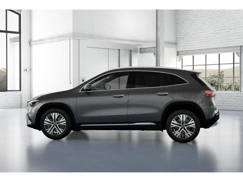 Used 2026 Mercedes-Benz GLA 250 4MATIC image 33
