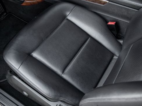 Used 2012 Mercedes-Benz E 350 Sedan image 17