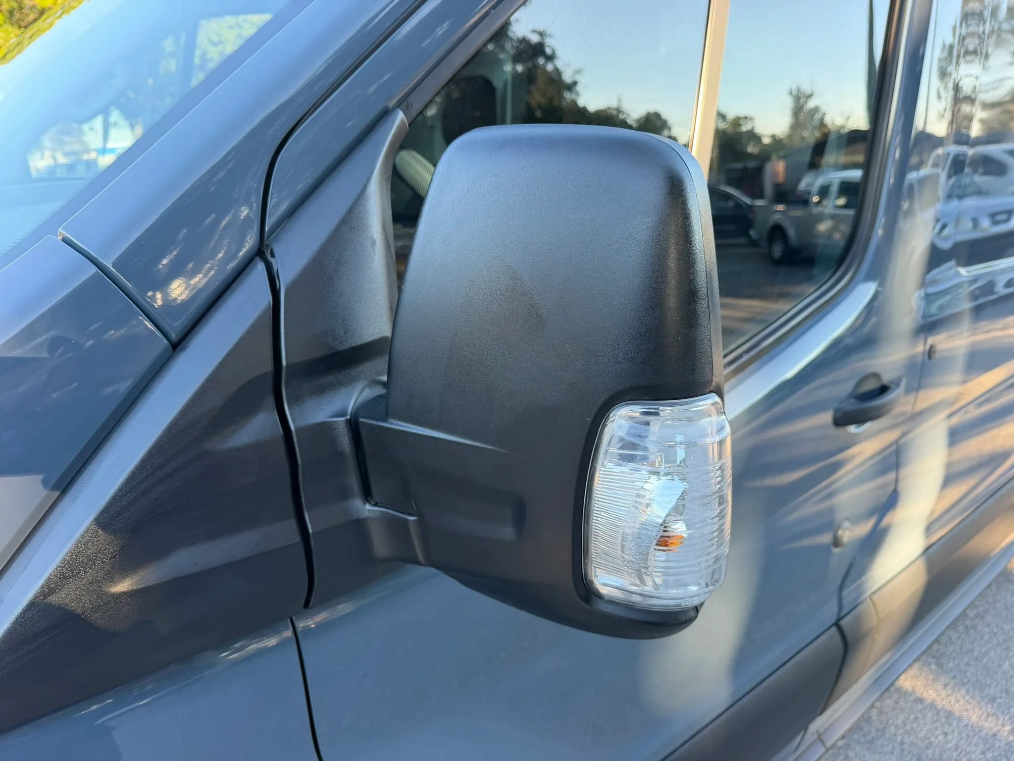 Used 2019 Ford Transit 250 148 High Roof Extended RWD image 23