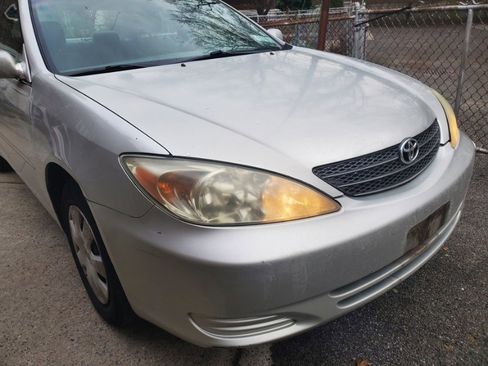 Used 2003 Toyota Camry LE image 2