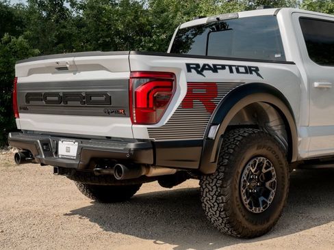 Used 2025 Ford F150 Raptor w/ Equipment Group 803A Raptor R AWD/4WD image 32