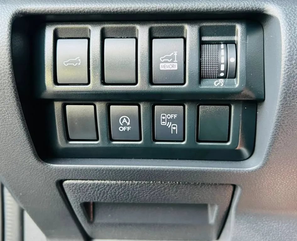 Used 2020 Subaru Forester Premium AWD/4WD image 20