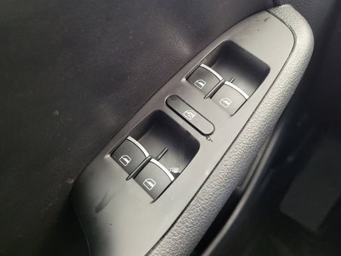 Used 2014 Volkswagen Jetta SE image 27