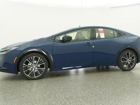 New 2026 Toyota Prius XLE image 18