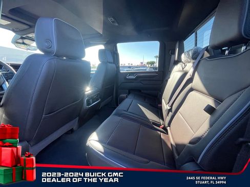 New 2026 GMC Sierra 2500 Denali w/ Denali Reserve Package image 12