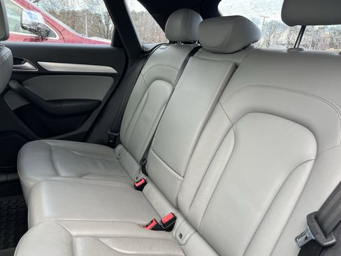 Used 2018 Audi Q3 2.0T Premium w/ Convenience Package image 34