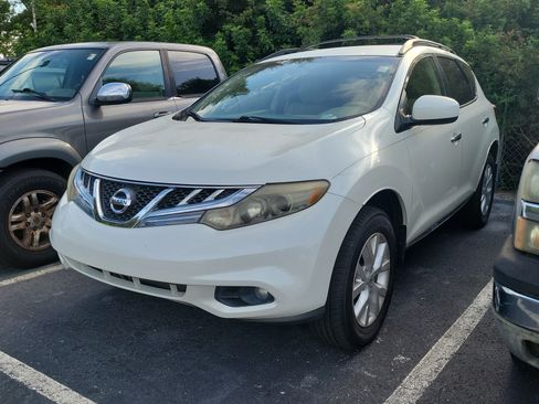 Used 2013 Nissan Murano SV FWD image 3