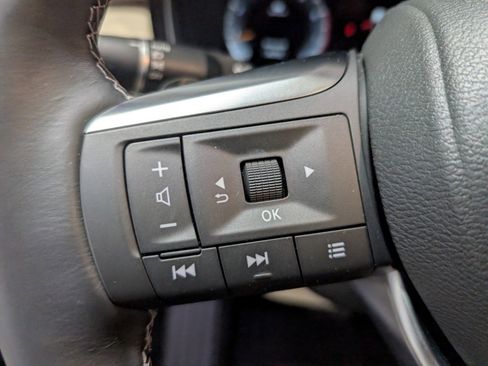 Used 2025 INFINITI QX60 Sensory w/ Vision Package image 21