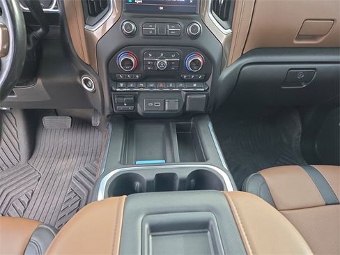 Used 2021 Chevrolet Silverado 3500 High Country w/ Technology Package image 11