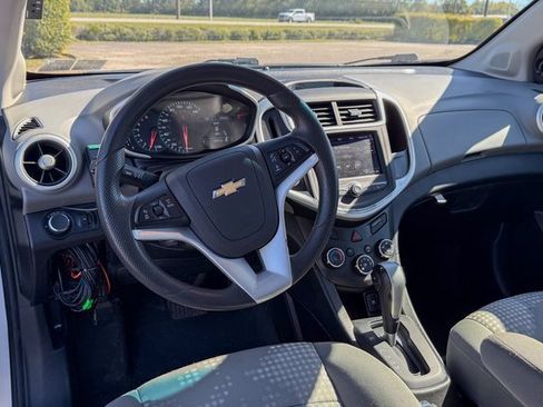 Used 2020 Chevrolet Sonic LT image 12