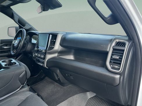 Certified 2025 RAM 1500 Warlock AWD/4WD image 36