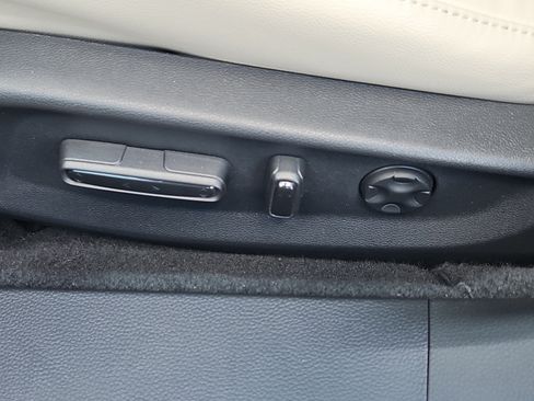 Certified 2021 Honda Accord Touring image 16