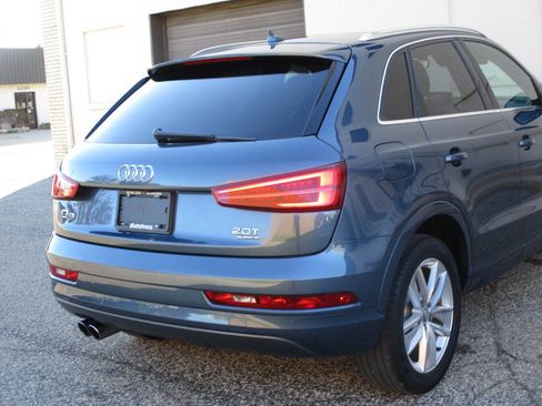 Used 2018 Audi Q3 2.0T Premium Plus w/ Premium Plus Package image 47