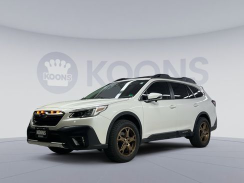 Used 2021 Subaru Outback Limited XT image 1