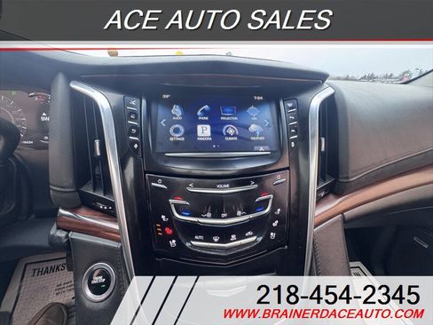 Used 2016 Cadillac Escalade ESV Premium image 15