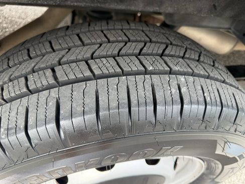 Used 2024 Ford Transit 250 148 High Roof Extended w/ Load Area Protection Package image 8