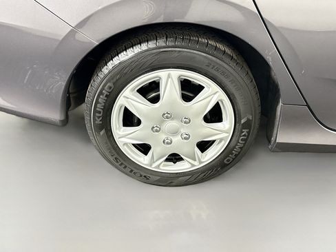 Used 2018 Honda Civic LX image 32
