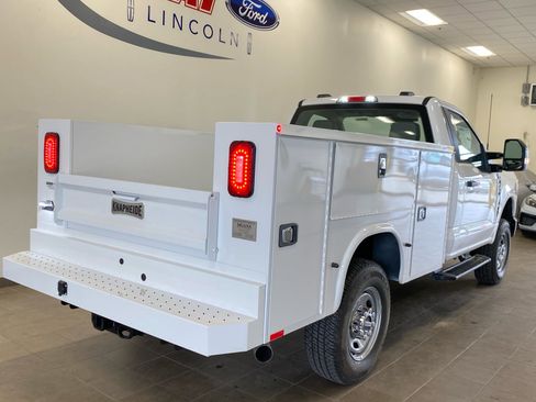 New 2026 Ford F250 XL w/ XL Chrome Package image 9