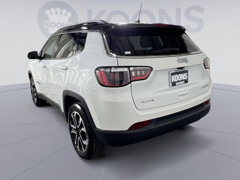Used 2022 Jeep Compass Limited image 4