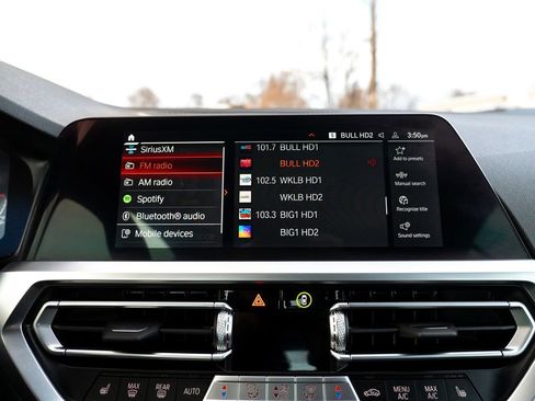 Used 2023 BMW M4 xDrive Competition w/ Executive Package image 30