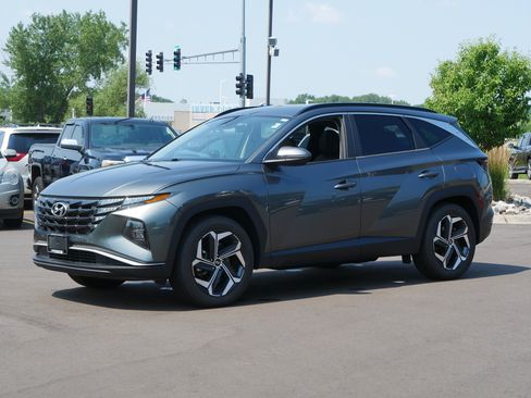 Used 2022 Hyundai Tucson SEL w/ Convenience Package FWD image 2