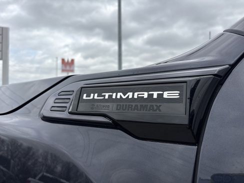 Used 2024 GMC Sierra 3500 Denali Ultimate image 12