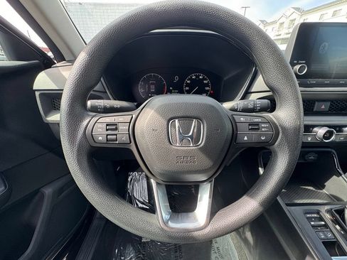 Used 2025 Honda CR-V LX image 18