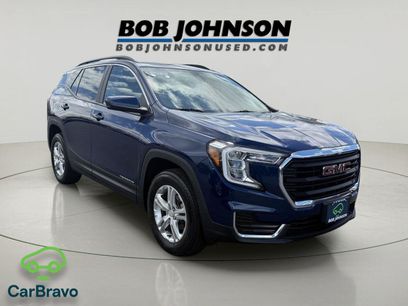 Certified 2022 GMC Terrain SLE w/ Driver Convenience Package