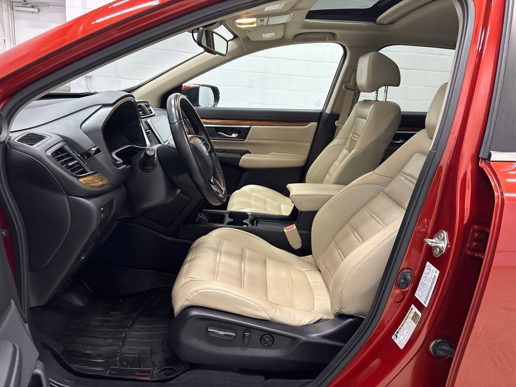 Used 2018 Honda CR-V Touring image 16