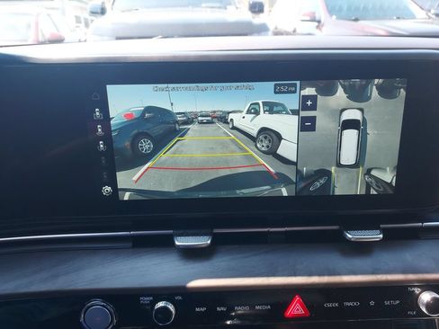 Used 2024 Kia Carnival SX FWD image 23