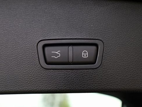 New 2025 Alfa Romeo Tonale Veloce w/ Premium Package image 30