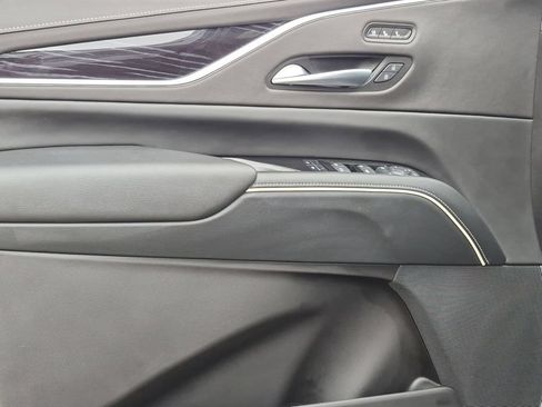 Certified 2023 Cadillac Escalade ESV Sport AWD/4WD image 15