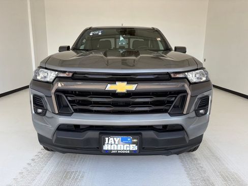 Used 2023 Chevrolet Colorado LT w/ LT Convenience Package RWD image 12