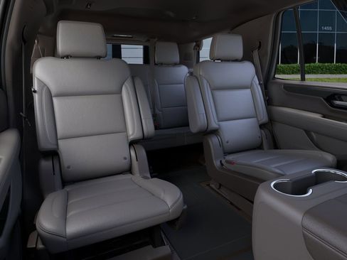 New 2026 GMC Yukon Elevation RWD image 17