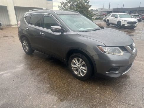 Used 2014 Nissan Rogue SV w/ SV Premium Package FWD image 1