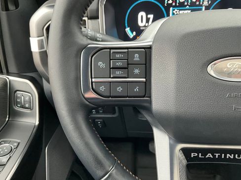 Used 2022 Ford F150 Platinum w/ Equipment Group 701A High image 5