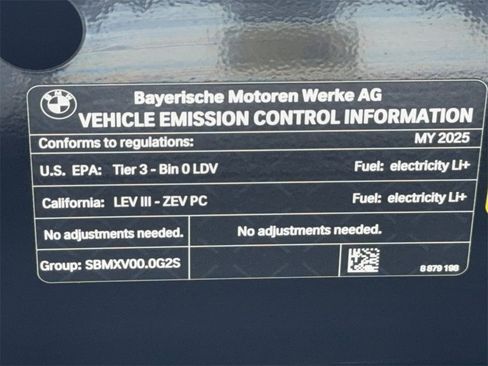 Used 2025 BMW i4 eDrive40 image 64