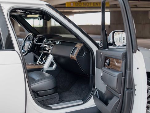 Used 2019 Land Rover Range Rover HSE AWD/4WD image 21