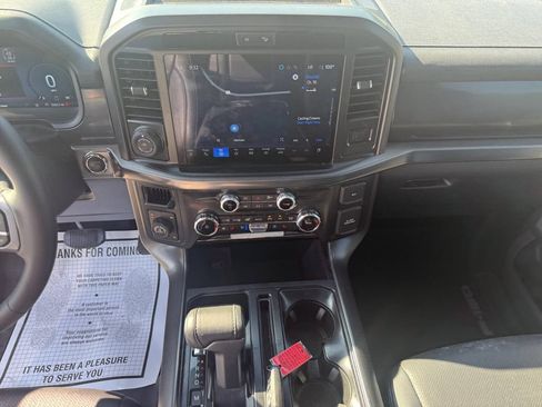 Used 2025 Ford F150 Lariat w/ Equipment Group 501A Mid AWD/4WD image 11