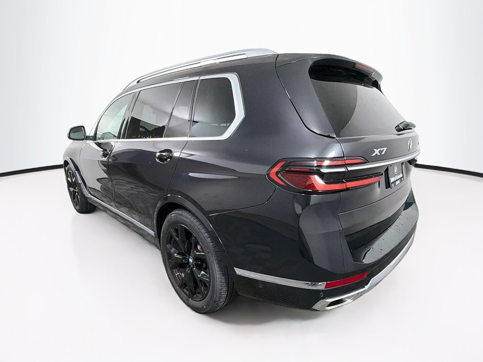 Certified 2024 BMW X7 xDrive40i w/ Premium Package AWD/4WD image 5