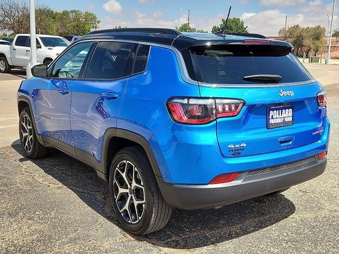 Used 2025 Jeep Compass Limited AWD/4WD image 2