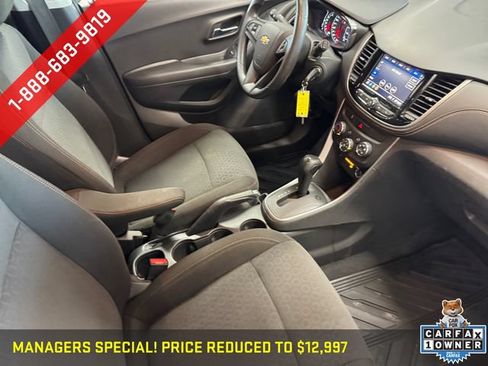 Used 2020 Chevrolet Trax LS w/ Tint and Cruise Package AWD/4WD image 5